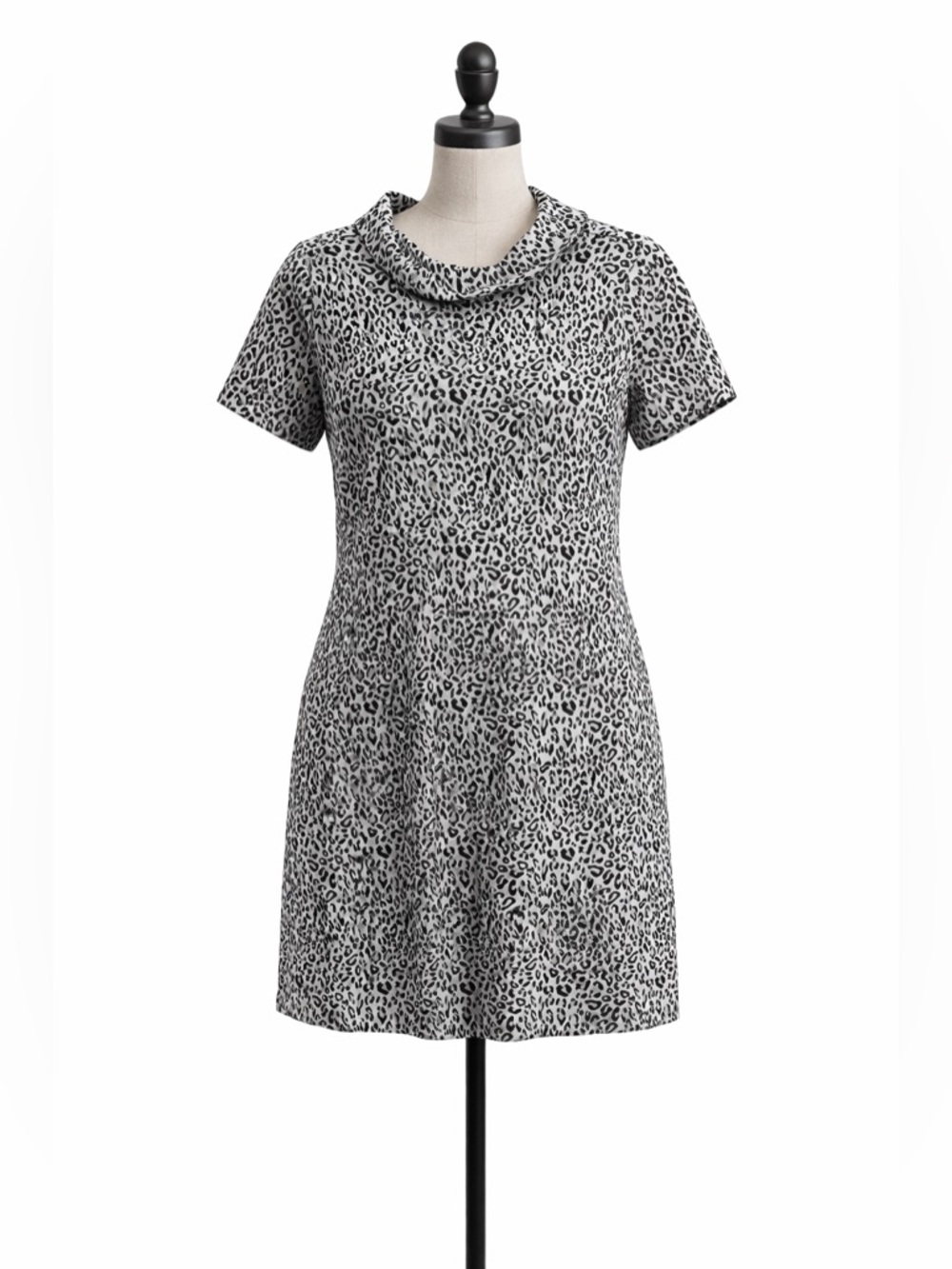 Tyler Boe – Kristen Knit Dress – Leopard Print Shift 3/4 Sleeve – Sz. M